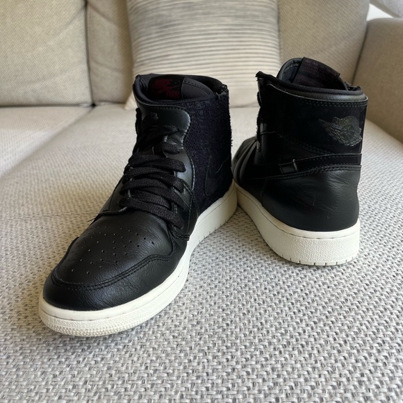 Wmns Air Jordan 1 Rebel XX 'Black - Picture 3 of 7